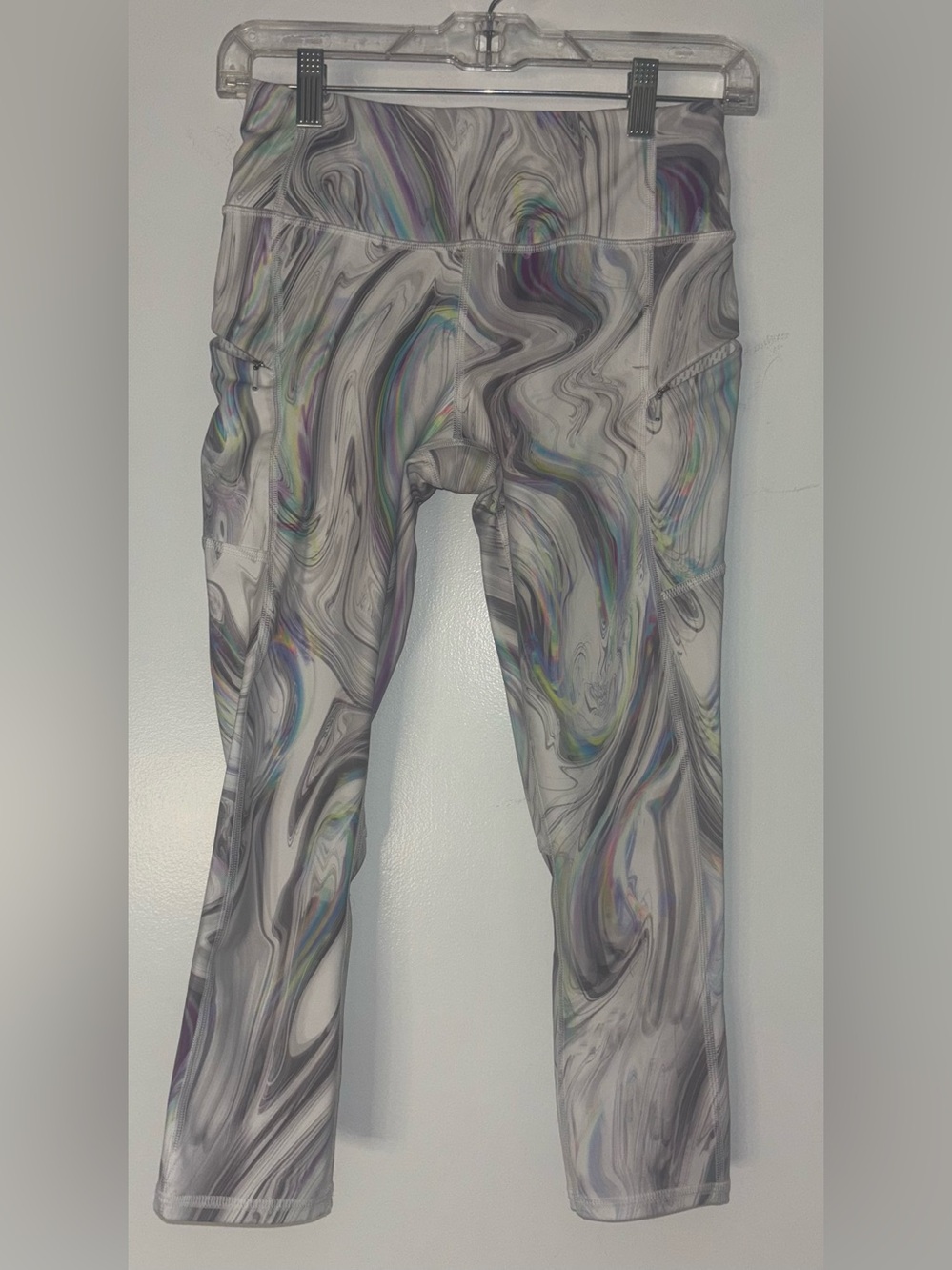 Athleta Marble-Swirl Leggings in Gray with Multicolor Accents